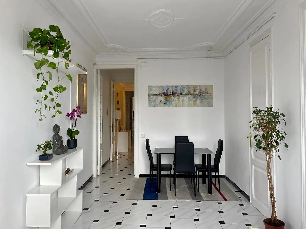 Cozy Room Barcelona 0*,  Spain
